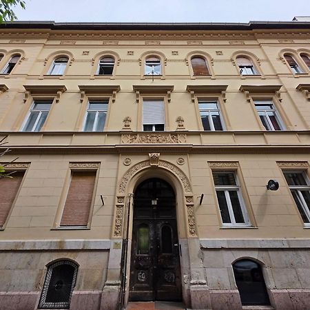 K5 - The Happy Home In The Nightlife Zone Budapesta Exterior foto